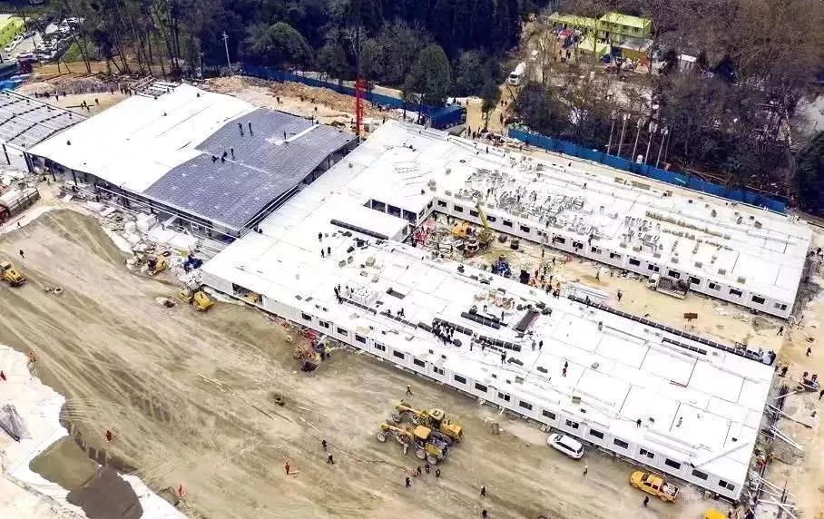 建證戰(zhàn)疫！中建集團(tuán)建設(shè)全國各地20余所集中收治醫(yī)院(圖12)